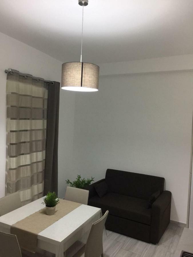 Alloggio Tulipano Apartment Acerra Exterior foto